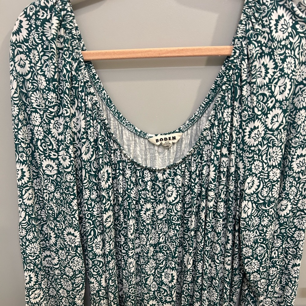 Boden Green White Scoop Neck Jersey Knit Dress Size 20-22L Floral EUC AD 1022 - Picture 4 of 9
